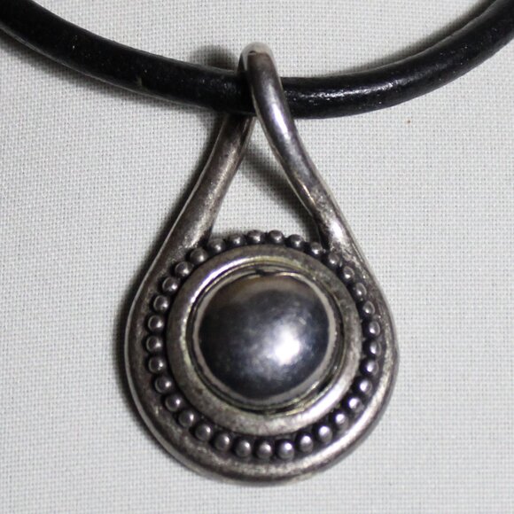 CHICO's 15 inch Silver Tone Statement Leather Rope Necklace - Picture 9 of 9